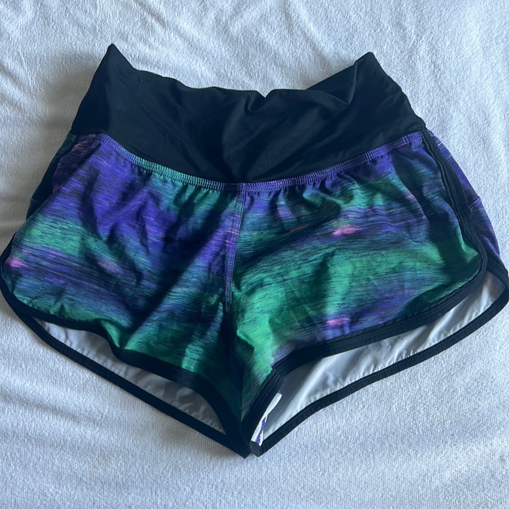 Lululemon short